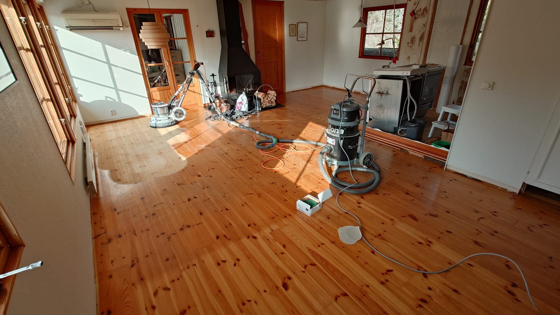 Golvslipning med Bona